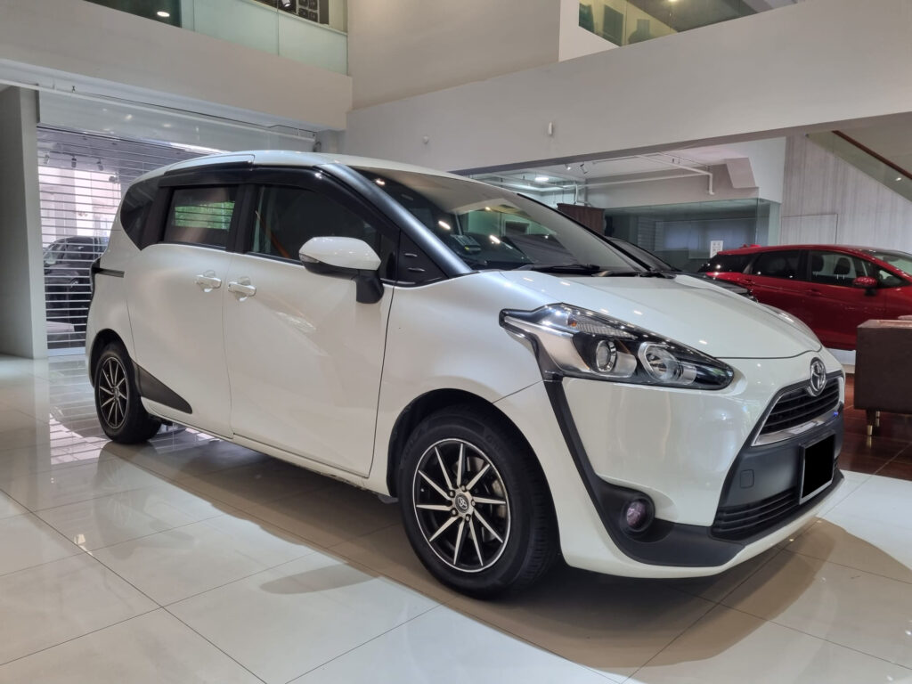 Used Toyota Sienta X For Sale